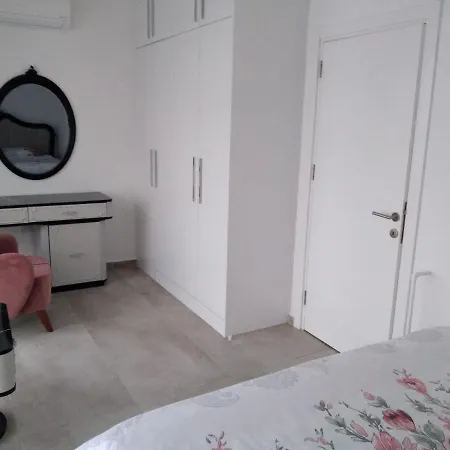 Cheerful And Cozy 3 - Bedroom With Pool *