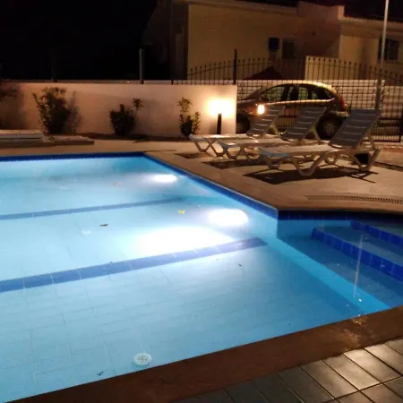 Cheerful And Cozy 3 - Bedroom With Pool Kyrenia (Northern Cyprus)