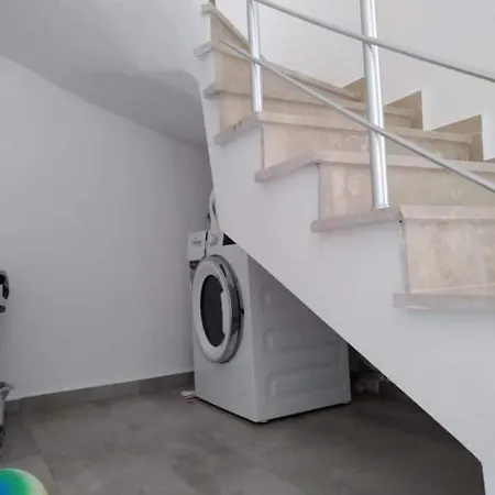 Cheerful And Cozy 3 - Bedroom With Pool *