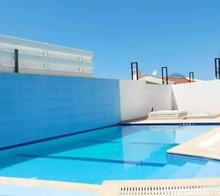Cheerful And Cozy 3 - Bedroom With Pool Villa Kyrenia (Northern Cyprus)